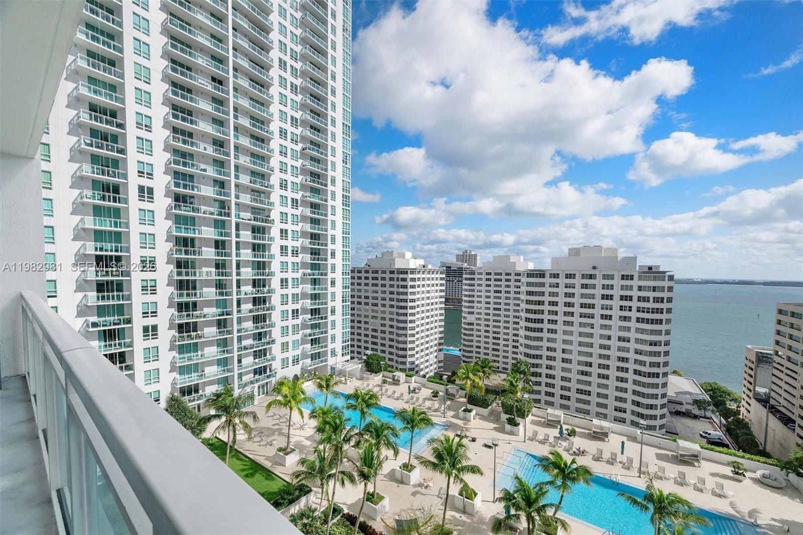 The Plaza on Brickell West condos for sale