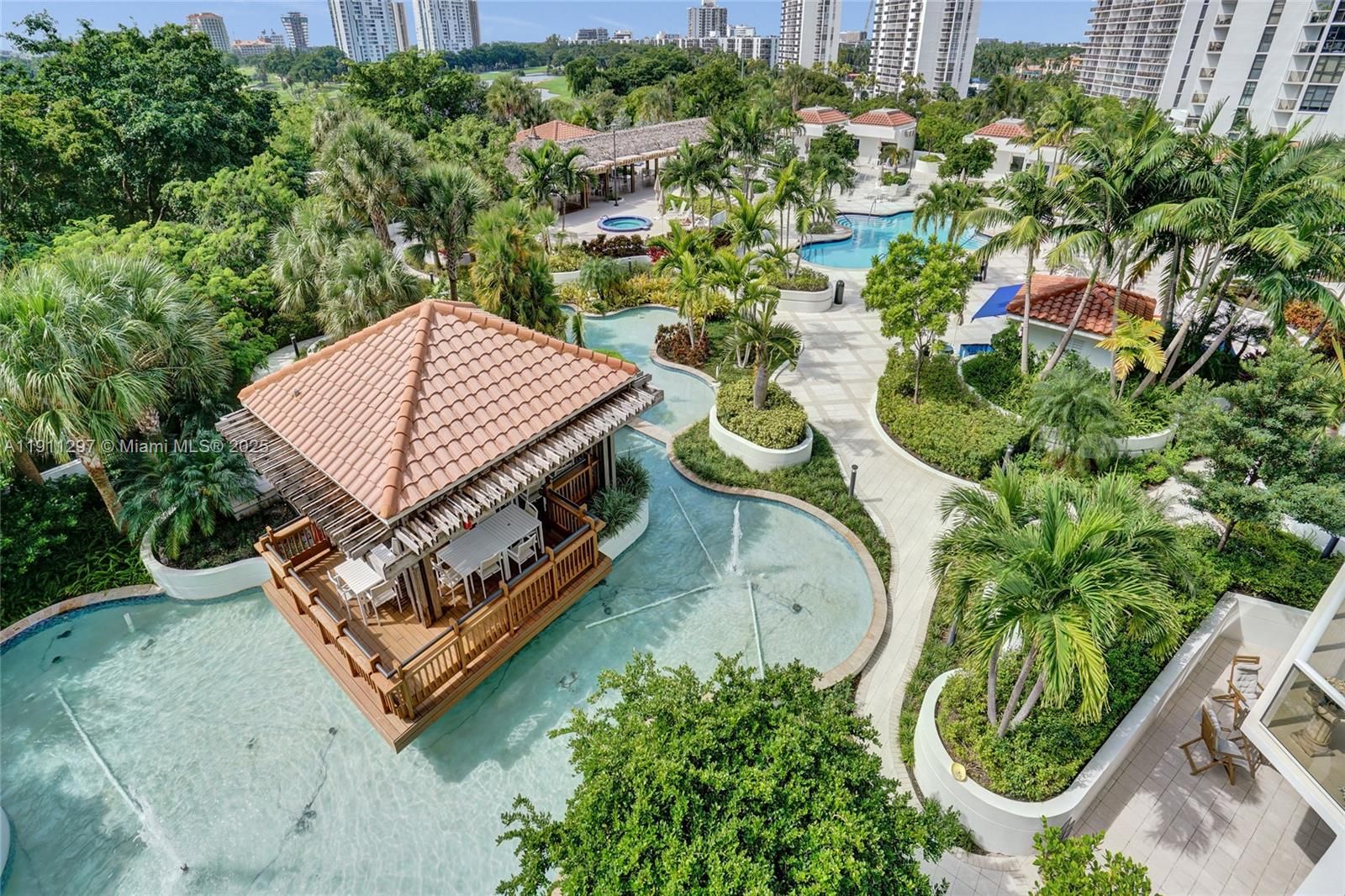 Hamptons West Aventura