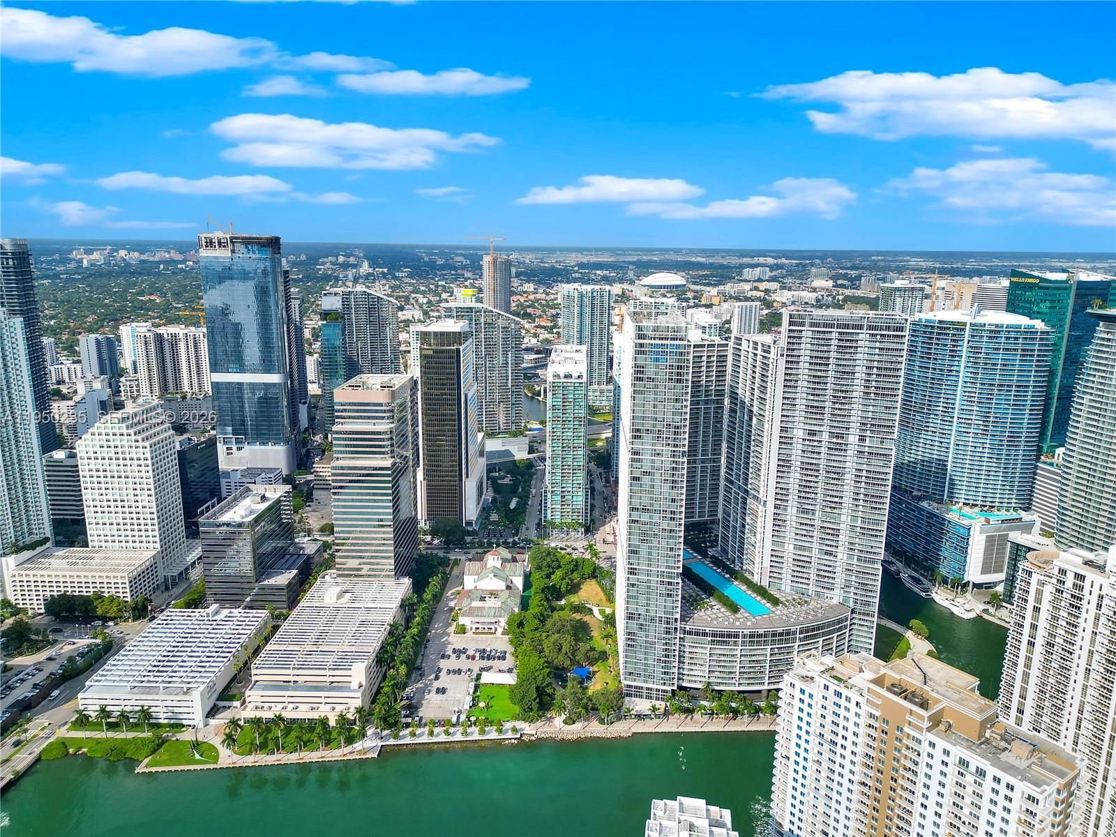 500 Brickell East Condos for Sale